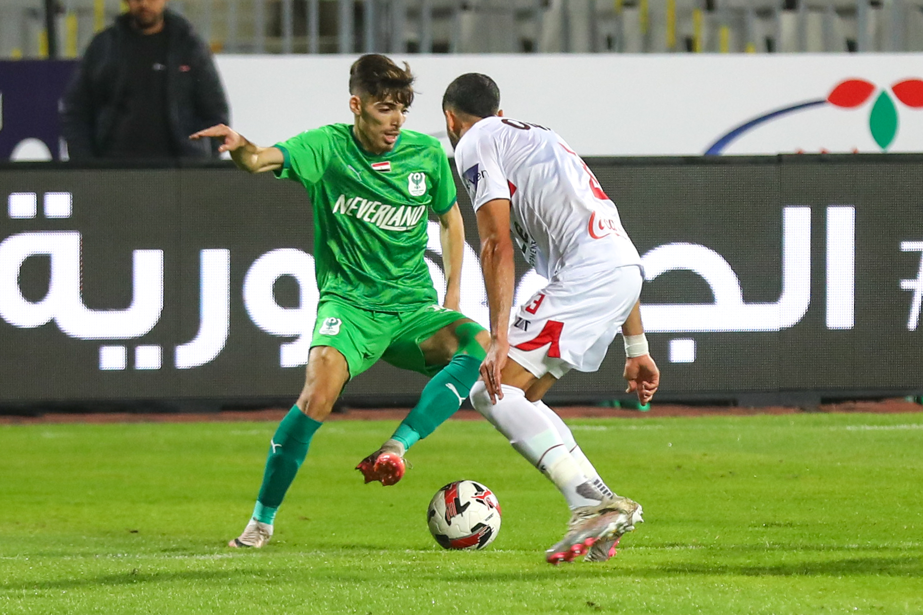 المصري يسقط الزمالك بهدف ويلحق به الهزيمة الأولى في الدوري المصري