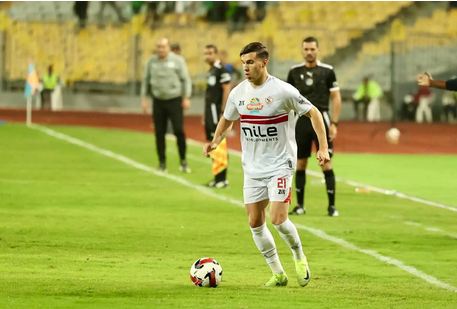 مدير العلاقات العامة في الزمالك يسخر من كونراد ميشالاك