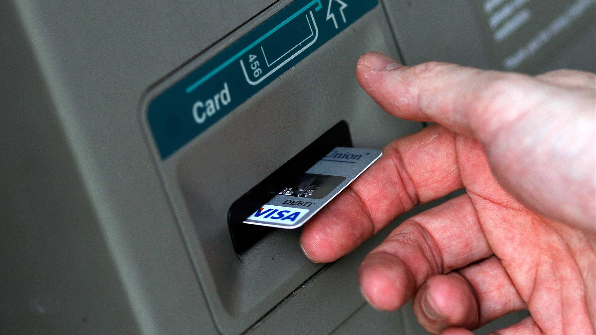 زيادة 10 آلاف جنيه.. حدود السحب من atm في 2025