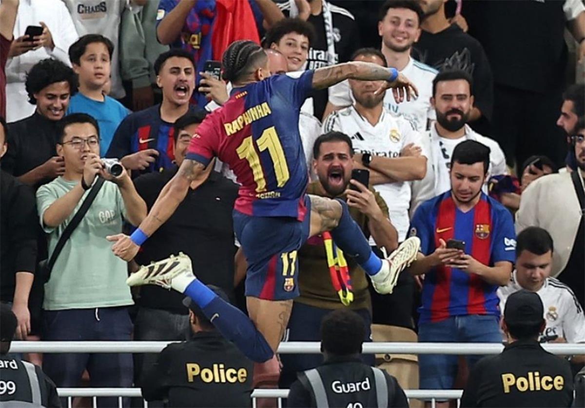 رافينها رجل مباراة برشلونة وريال مدريد في نهائي السوبر الإسباني