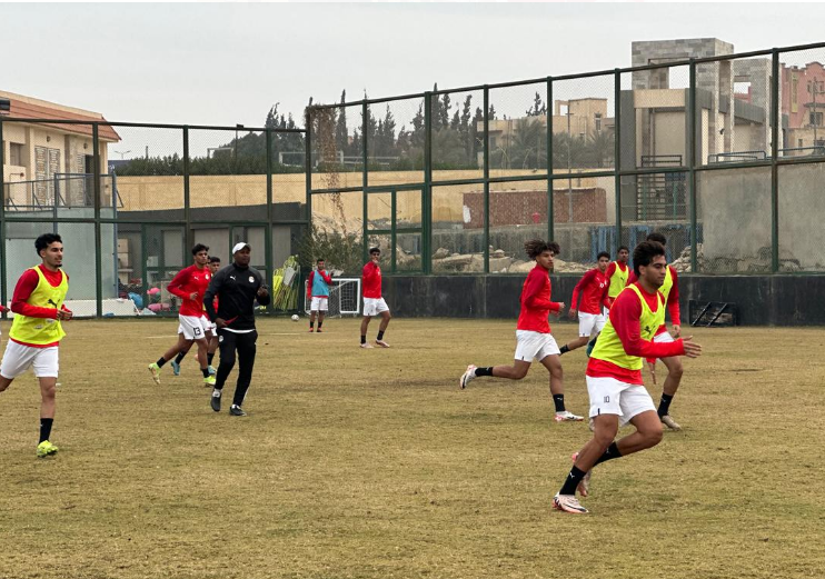 منتخب الشباب يتعادل مع غزل المحلة فى حضور أبوريدة