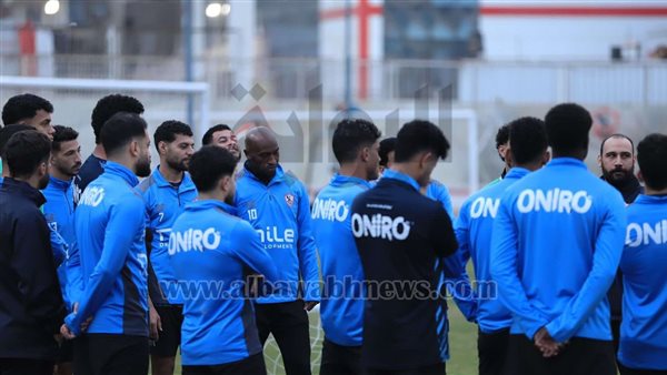 جروس يعقد جلسة مع لاعبي الزمالك قبل انطلاق المران