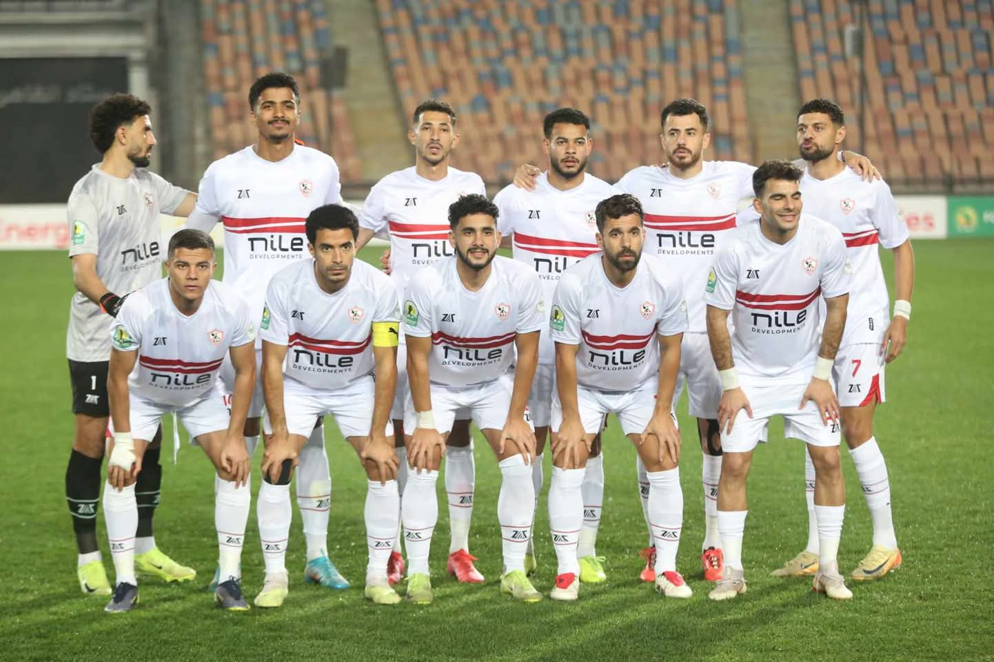 وصول حافلة الزمالك استاد القاهرة استعدادا لمواجهة إنيمبا النيجيري