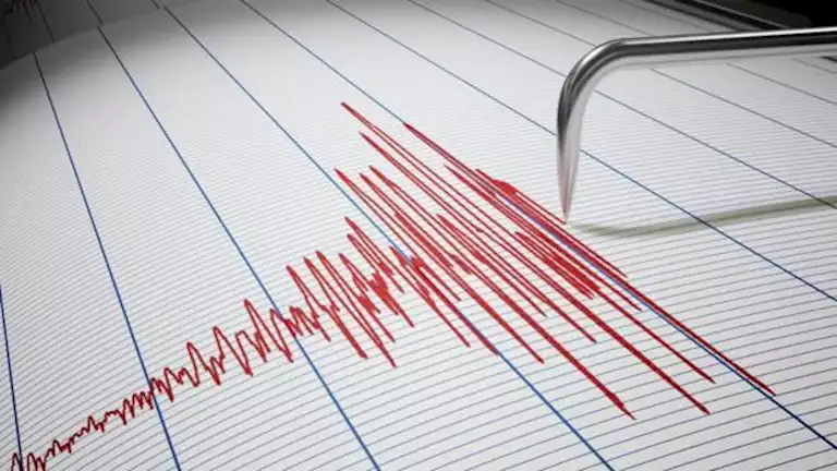 انفجار بركان دوفن.. خبير يُحذر من تطور الزلازل الإثيوبية لنشاط بركاني