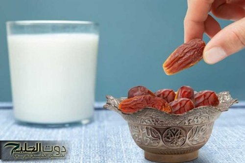 مع برودة الجو.. تعرف على ما يحدث لجسمك عند تناول كوب من البلح باللبن الدافئ يوميًا وأهم فوائده!!